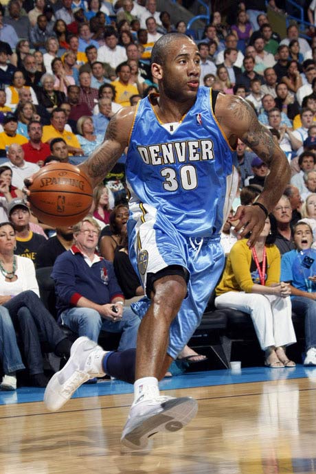 了坚实基础 了坚实基础